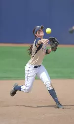 Junior Kaila Balatgek