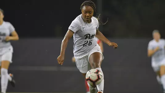 PITTSBURGH, PA, Sept 6: The Pitt women's soccer team hosts Duquesne at the Petersen Sports Complex on September 6, 2018. Photographer: Pete Madia/Pitt Athletics