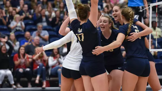 Pitt Volleyball Team