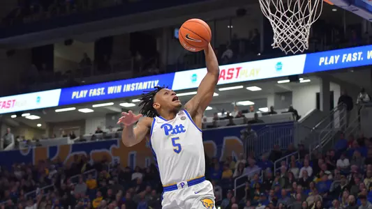 Au'diese Toney dunking.