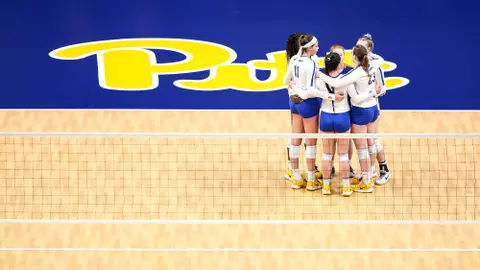 Pitt Volleyball Team
