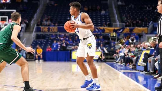 Curtis Aiken Jr., vs. Binghamton.
