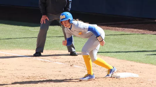 Hannah Bach at first base at North Carolina.