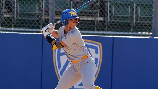 Hunter Levesque batting vs. CSU Bakersfield.