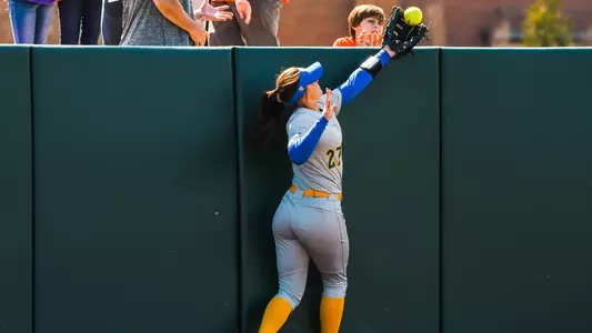 Katlyn Pavlick robbing a homerun at Clemson