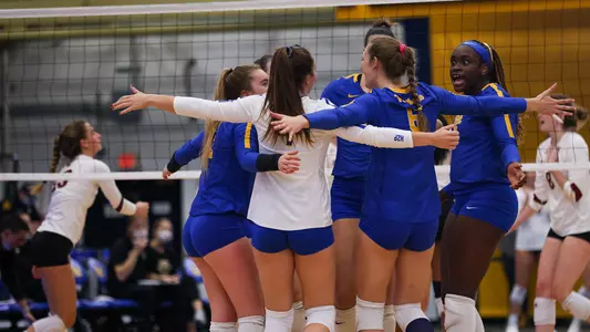 Pitt Volleyball Team