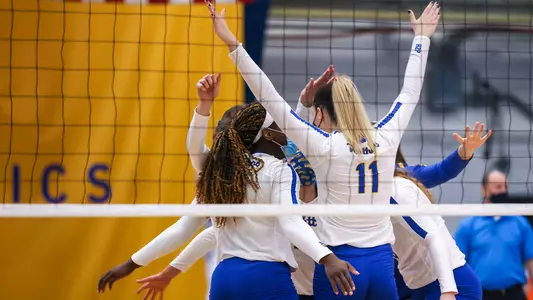 Pitt Volleyball Team
