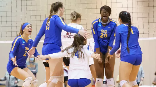 Pitt Volleyball Team, NCAA Regional Semifinal
