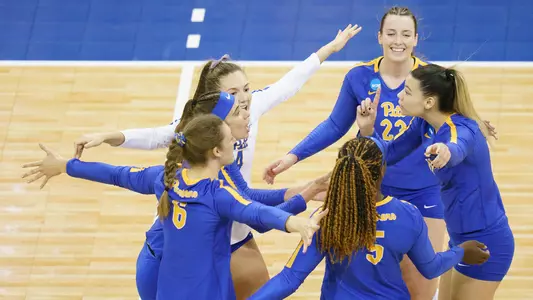 Pitt Volleyball Team