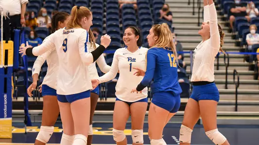 Pitt Volleyball Team