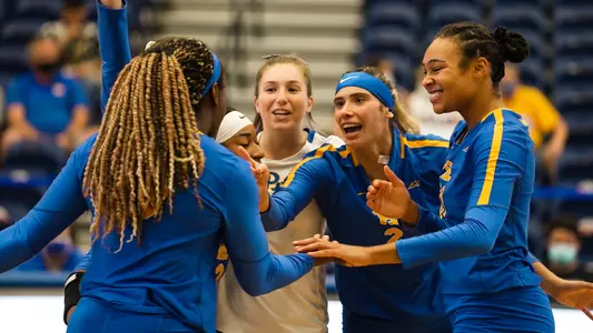 Pitt Volleyball Team