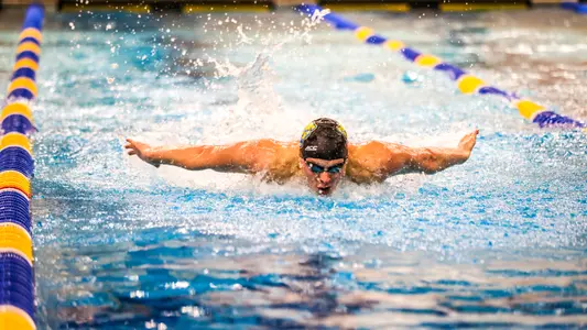 Swim_George_Washington