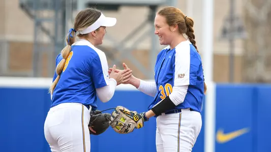 Ally Muraskin, Kayla Lane