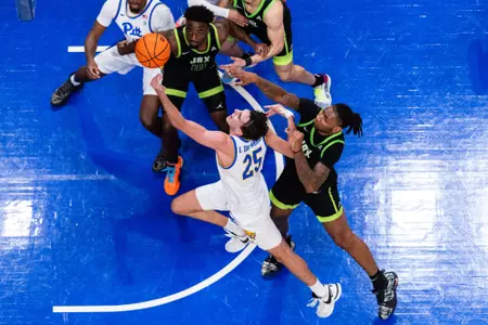 Oakland Roars: A Gameday Photo Essay Image