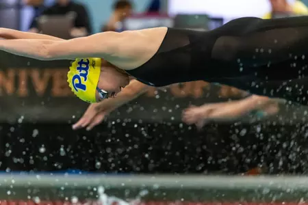 Sophie Yendell at Minnesota Invite