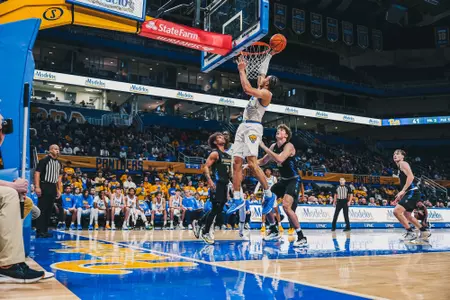 Pitt MBB vs. PFW 12/20/23