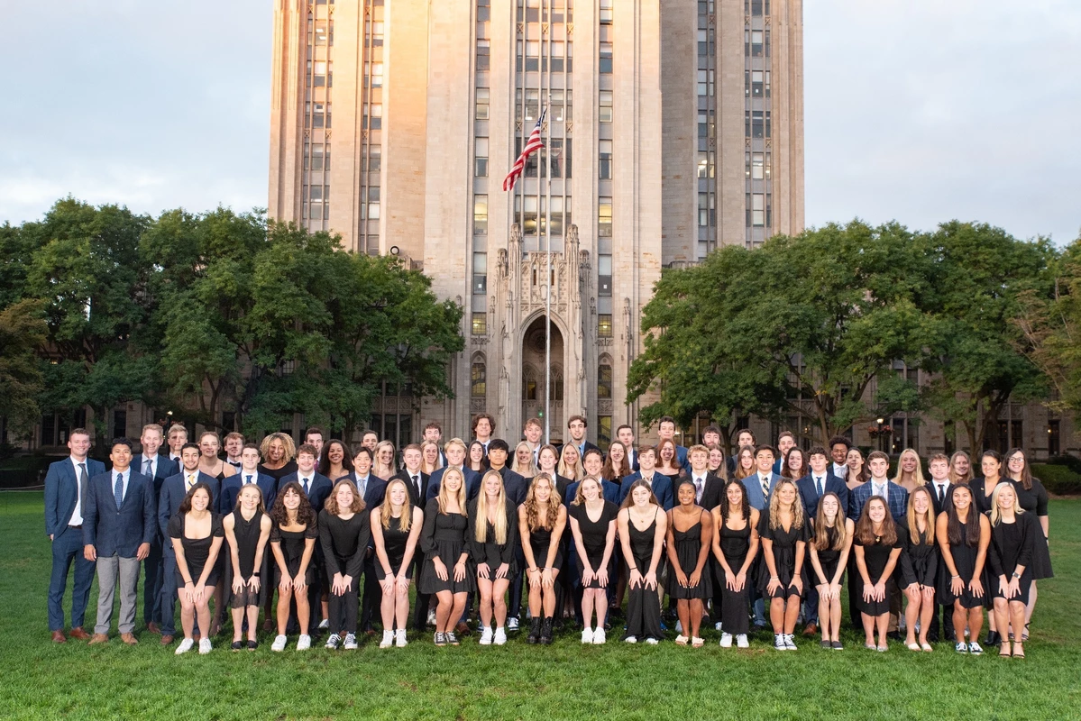 Swim/Dive Team Photo