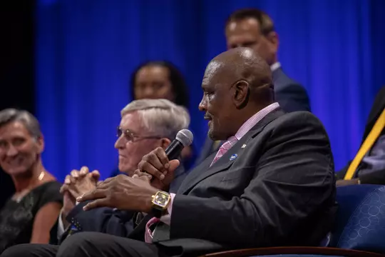 Sam Clancy speaking at the 2019 HOF ceremony