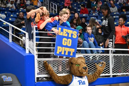 Pitt WBB School Day