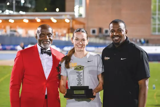 Ilse Steigenga became the first ACC Outdoor Champion in women’s program history