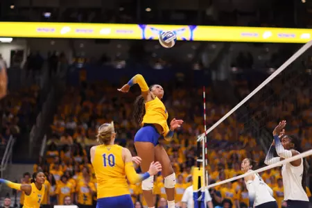 Rachel Fairbanks and Ryla Jones named ACC Players of the Week