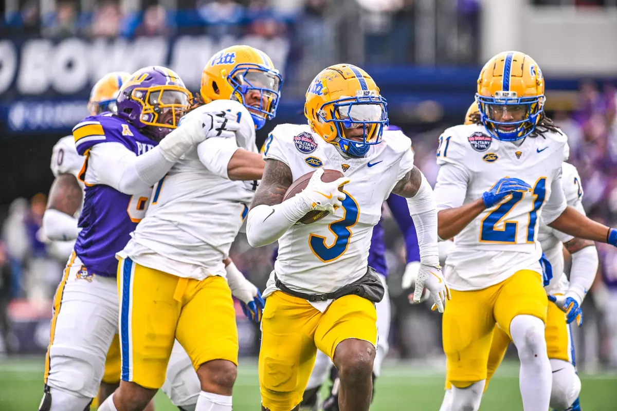 Rasheem Biles Action