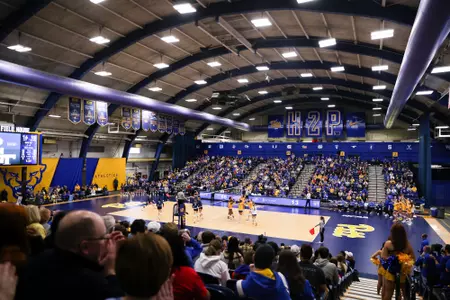 Fitzgerald Field House full of fans