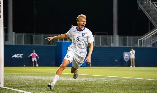 Pitt defeats Duquesne, 2-1