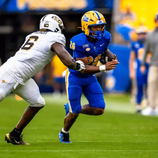 F26_02 Ferguson Rushing
