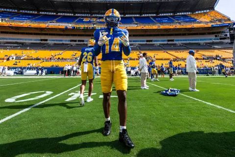 FB26_04 Pre-Game