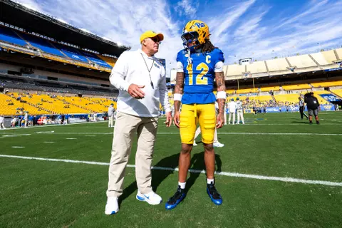 FB26_04 Pre-Game