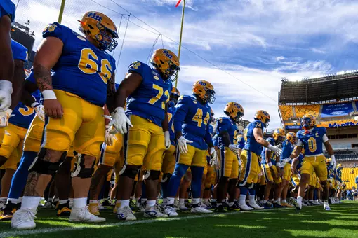 FB26_04 Pre-Game