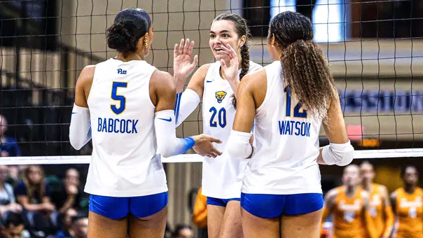 Abbey Emch, Olivia Babcock, Ayanna Watson vs. Tennessee