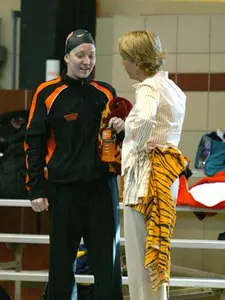 Women's Swimming/Diving Stays Unbeaten With Sweep Of Dartmouth, New Hampshire