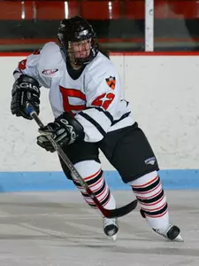 Women's Hockey Moves Closer To Home Ice With 1-0 Victory Over Colgate