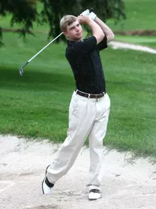 Men's Golf Finishes 16th at Marshall Invitational