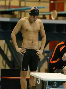 Men's Swimming/Diving Cruises To Stay Perfect All-Time At DeNunzio