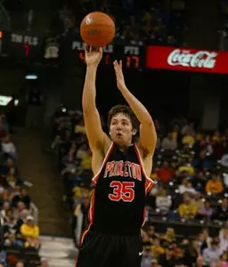 Men's Basketball Tips Off 2006-07 Against Loyola Chicago At SportsTime Ohio BCA Classic