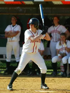 Dalmut Gets Game-Winner, Lifts Softball to Season-Opening 6-5 Win over Niagara