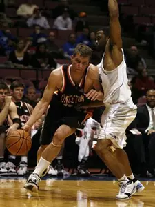 Tickets To 2007 EA SPORTS Maui Invitational Available Beginning Thursday