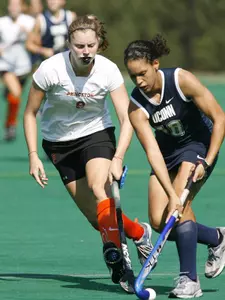 Field Hockey Visits Columbia, Hosts Providence