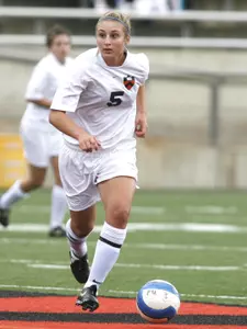 Marissa Sampias Honored as Ivy League Rookie of the Week