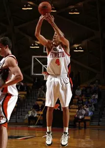 Men's Basketball Visits Evansville For Wednesday Night Tilt
