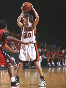 Pioneers Hold Tigers as Women's Hoops Falls 79-65