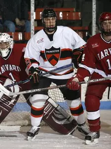 MacIntyre Named ECAC Hockey Player of the Week