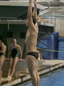 Men's Swimming Moves To 3-0 With Sweep Of Penn, Cornell