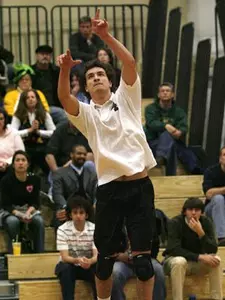 Men's Volleyball Hopes To Ride Experience, Hunger Into 2009 Season