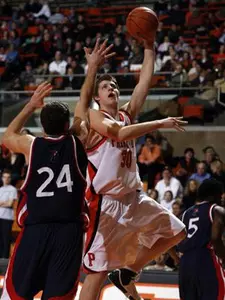 Zoller Leads Penn to 64-48 Win over Princeton in Men's Basketball