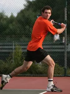 Men's Tennis Tops St. John's 5-2