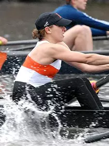 Women's Lightweight Crew Bests Central Florida and MIT